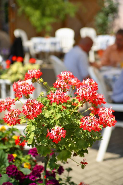 Inn Blume *